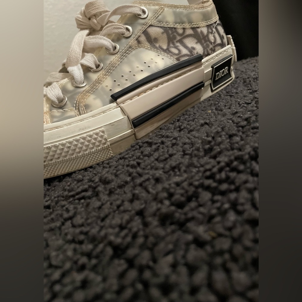 Dior B32 Low Top (Female) - Picture 7 of 8
